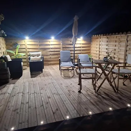 בית נופש De La Tremiere *