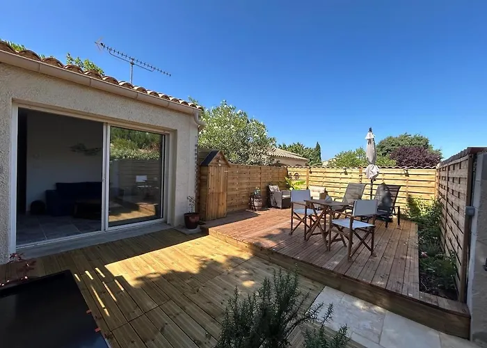 De La Tremiere Nyaraló *